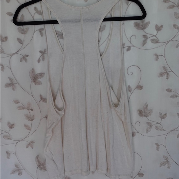 Tank top - Picture 2 of 3